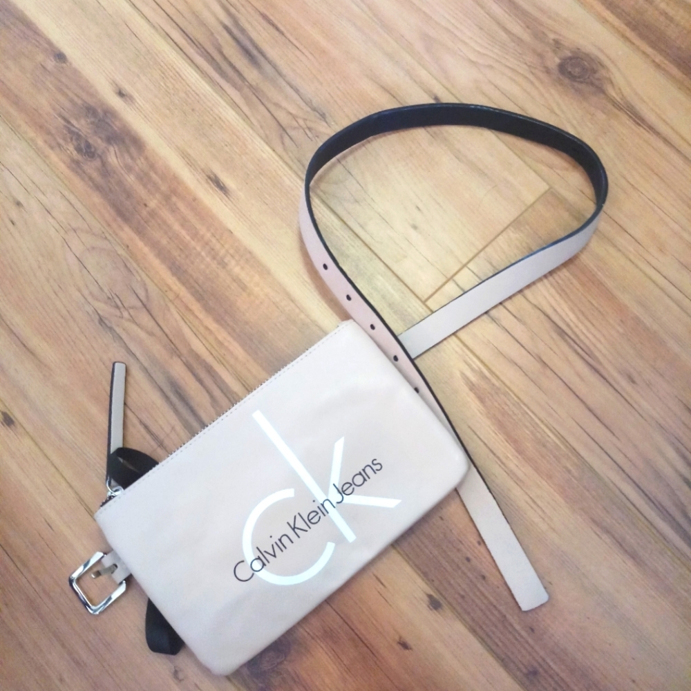 Calvin Klein pink pouch